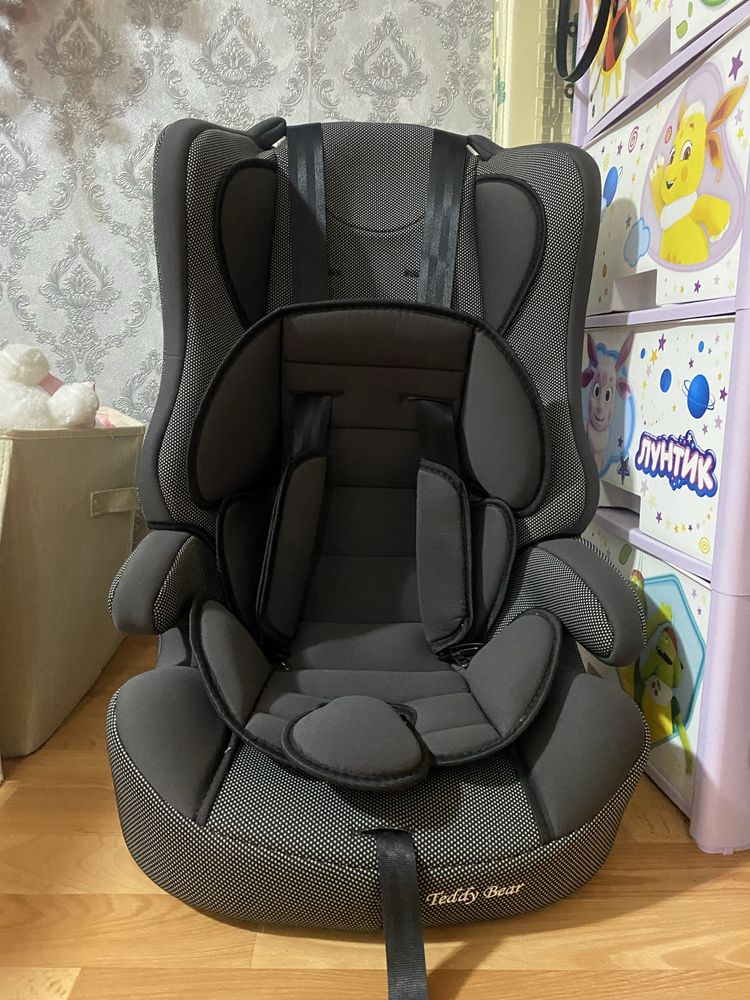 Продам детское автокресло