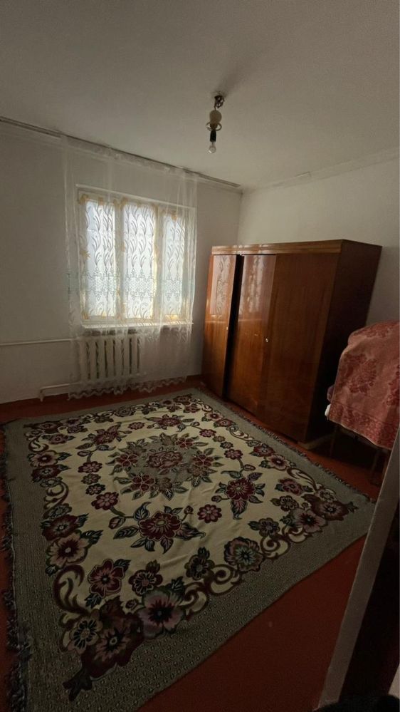 Срочно 3 бөлмелі үй сатылады. Тез арада. Цена договорная.