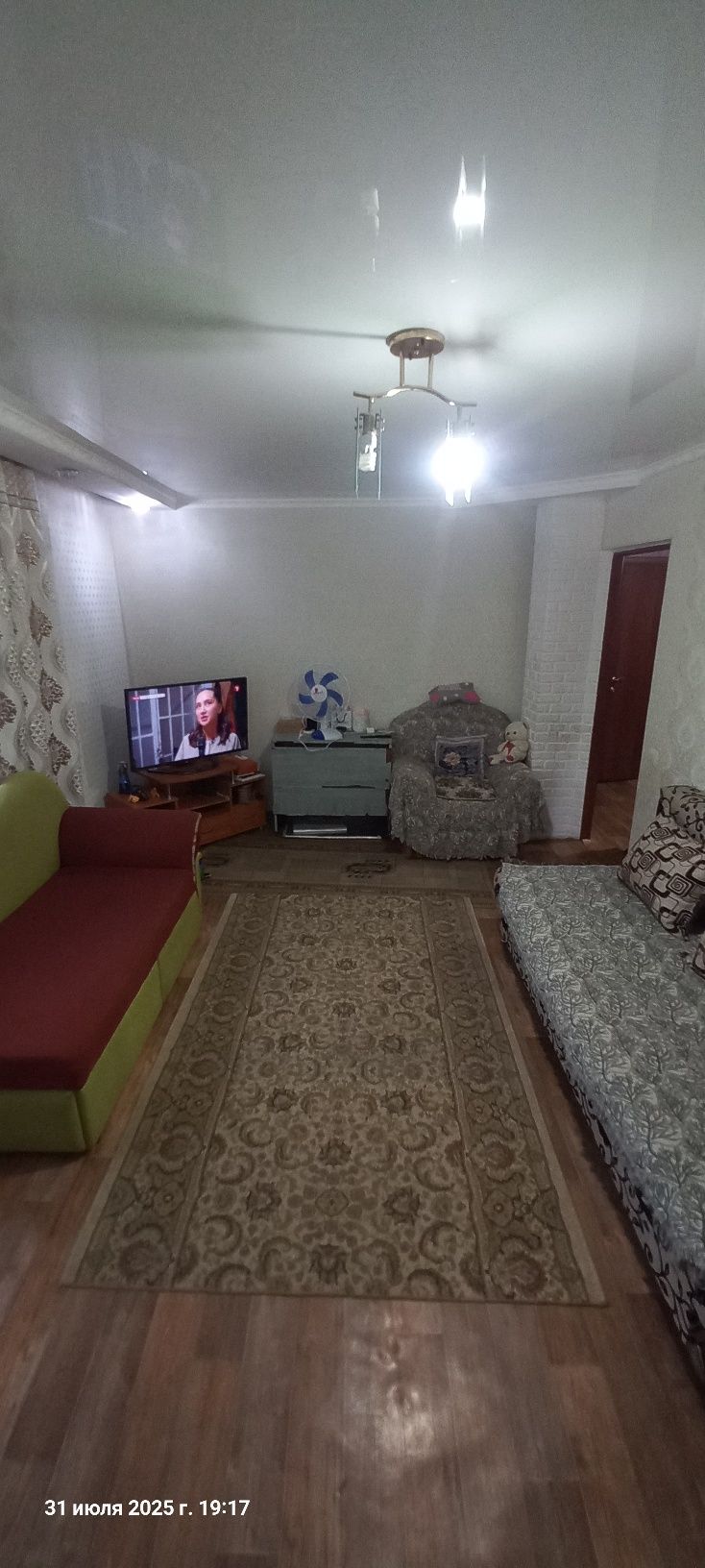 Продам двух комнатную квартиру 51.кв.м