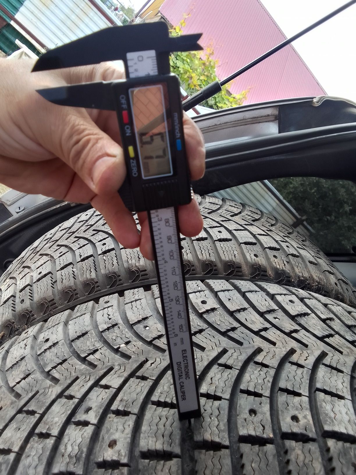 Продам колеса 285/60R18