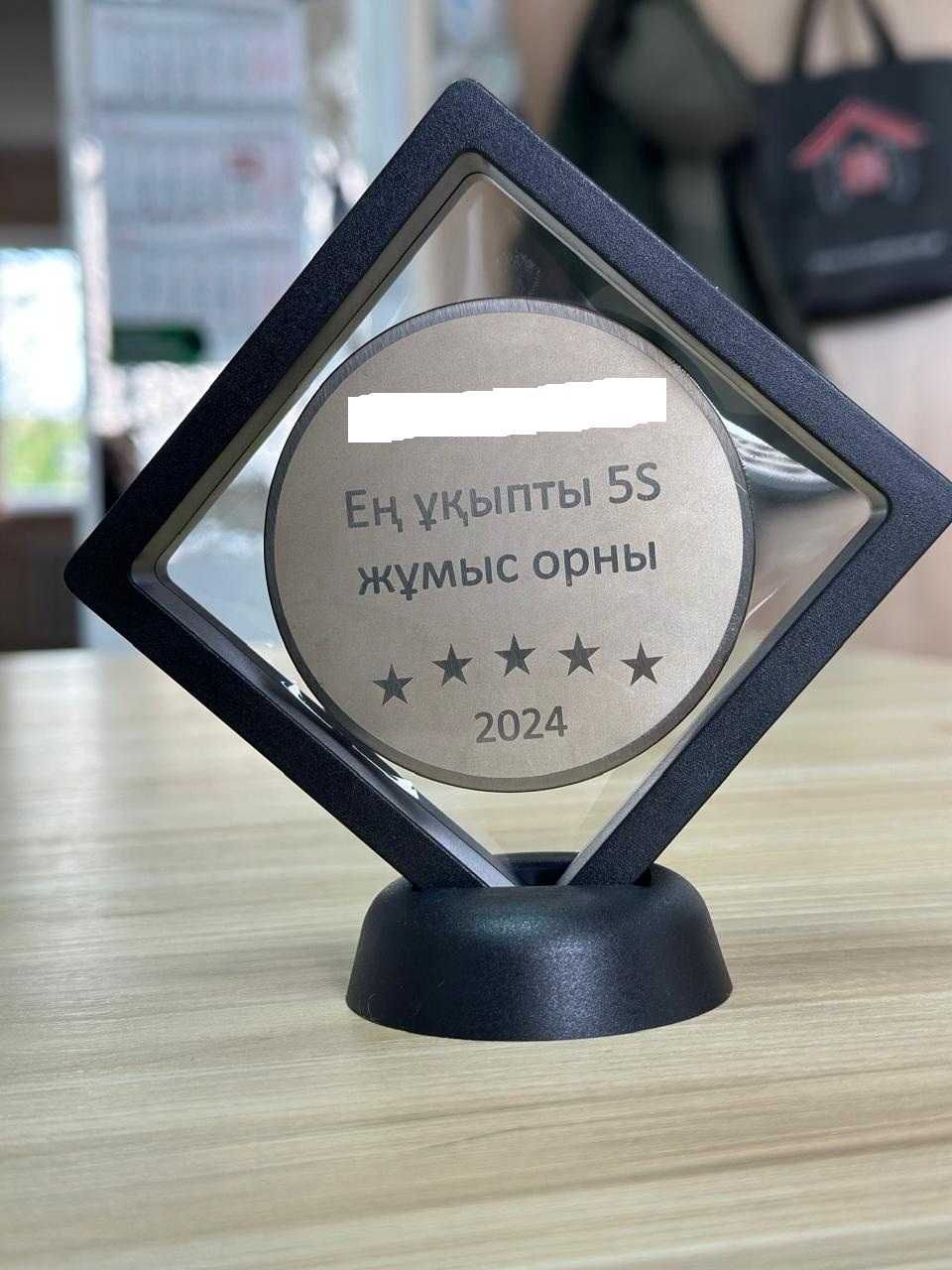 Футляр для памятных выстовочных монет или украшений, насекомых