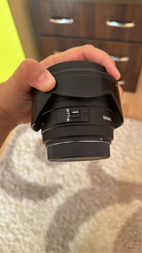 Объектив Sigma AF 50mm f/1.4 DG HSM
