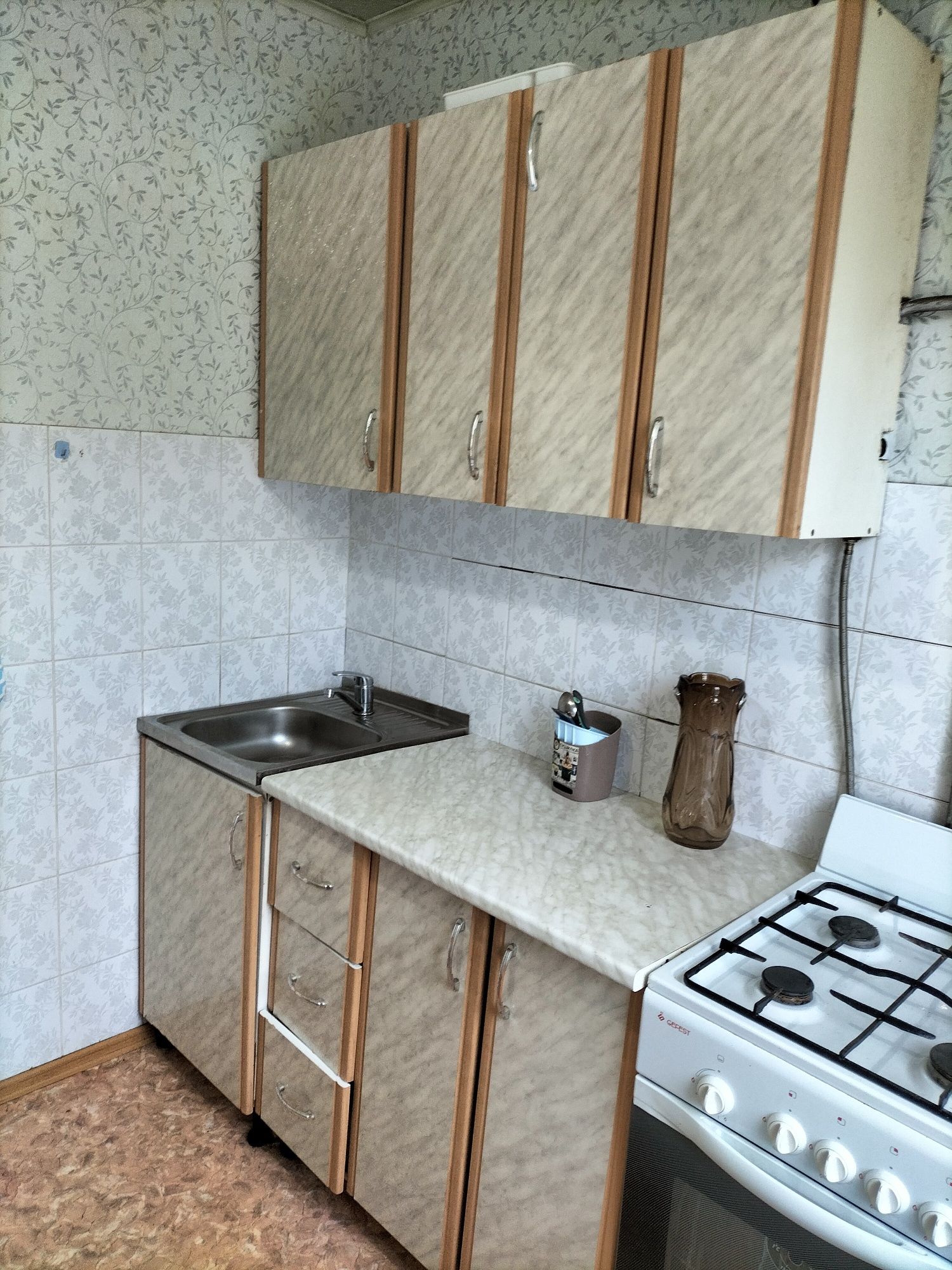 Продам 1 комнатную квартиру в центре