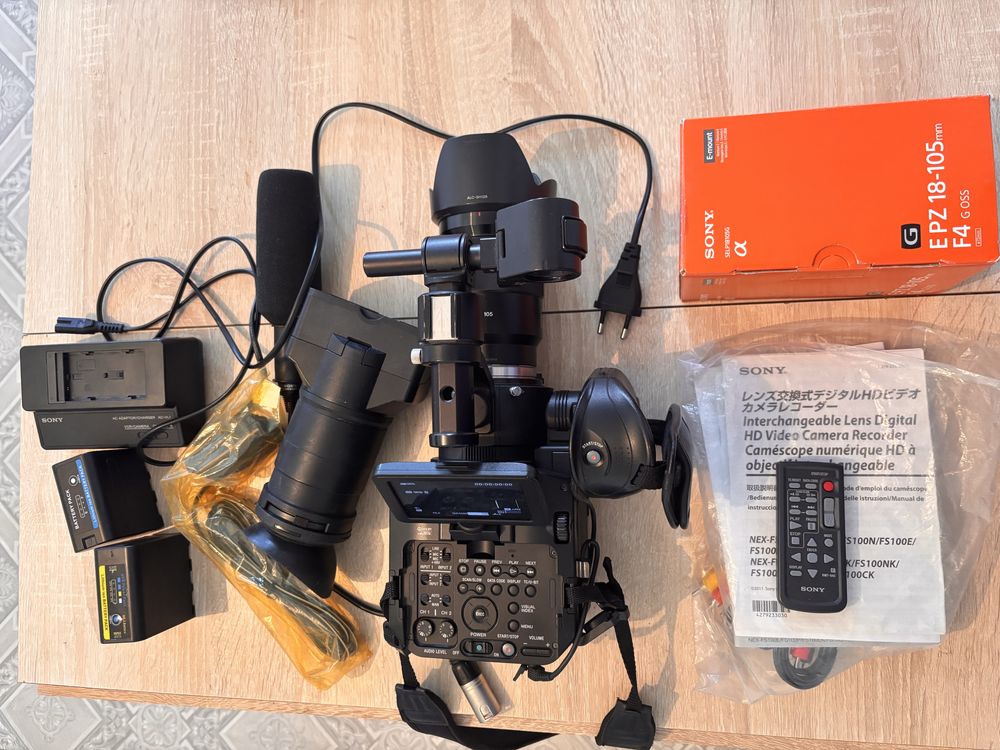 Продам видеокамеруSony NEX-FS100