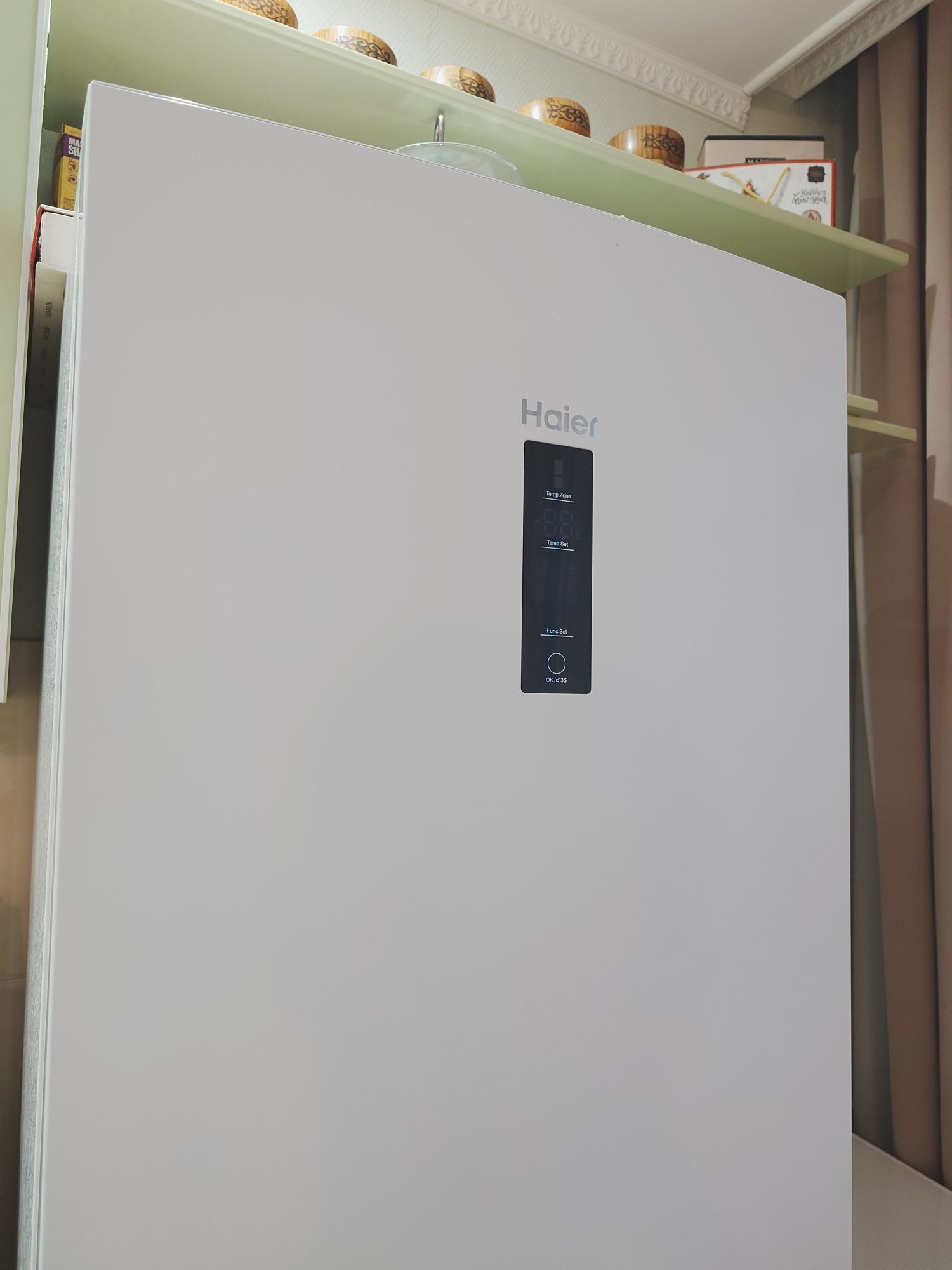 Холодильник Haier