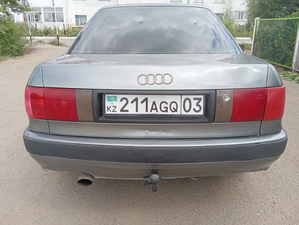 Ауди б4.1994 г.в.обем 2.
