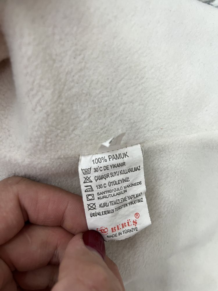 Продам детскую шубу и пальто