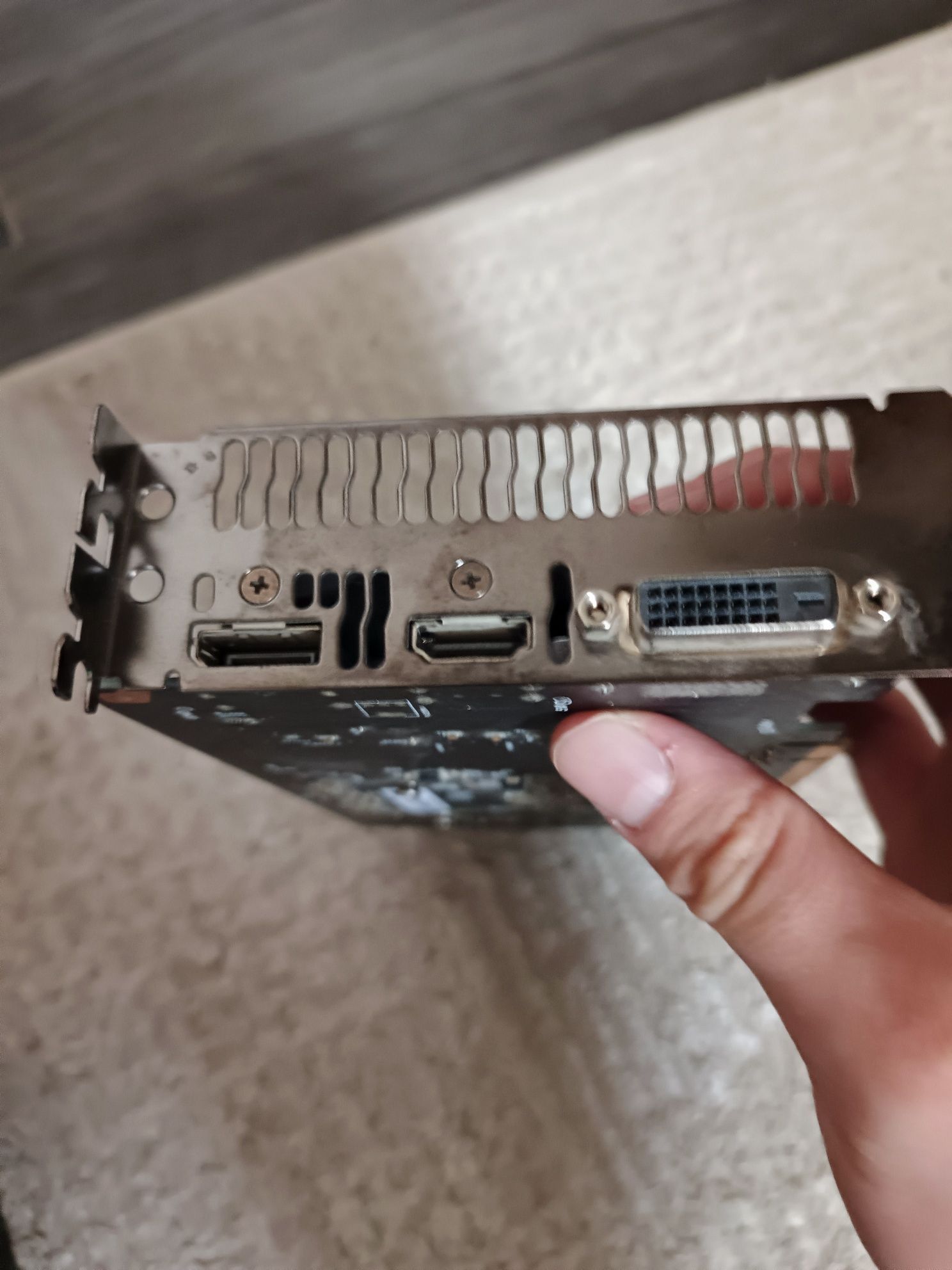 Видеокарта 1050ti 6gb