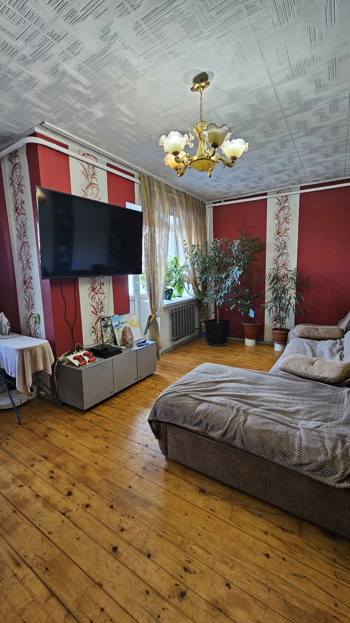 Продам дом 280 кв.м. в 23 мкр ул. Кокорина