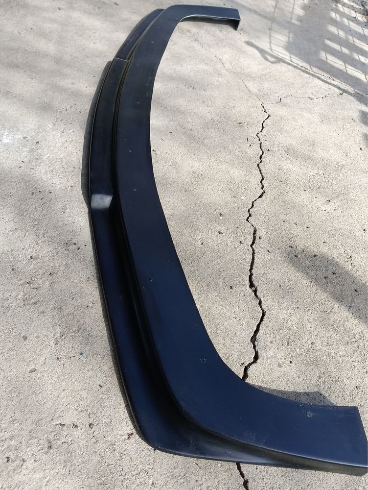 Губа на BMW e36 в наличии