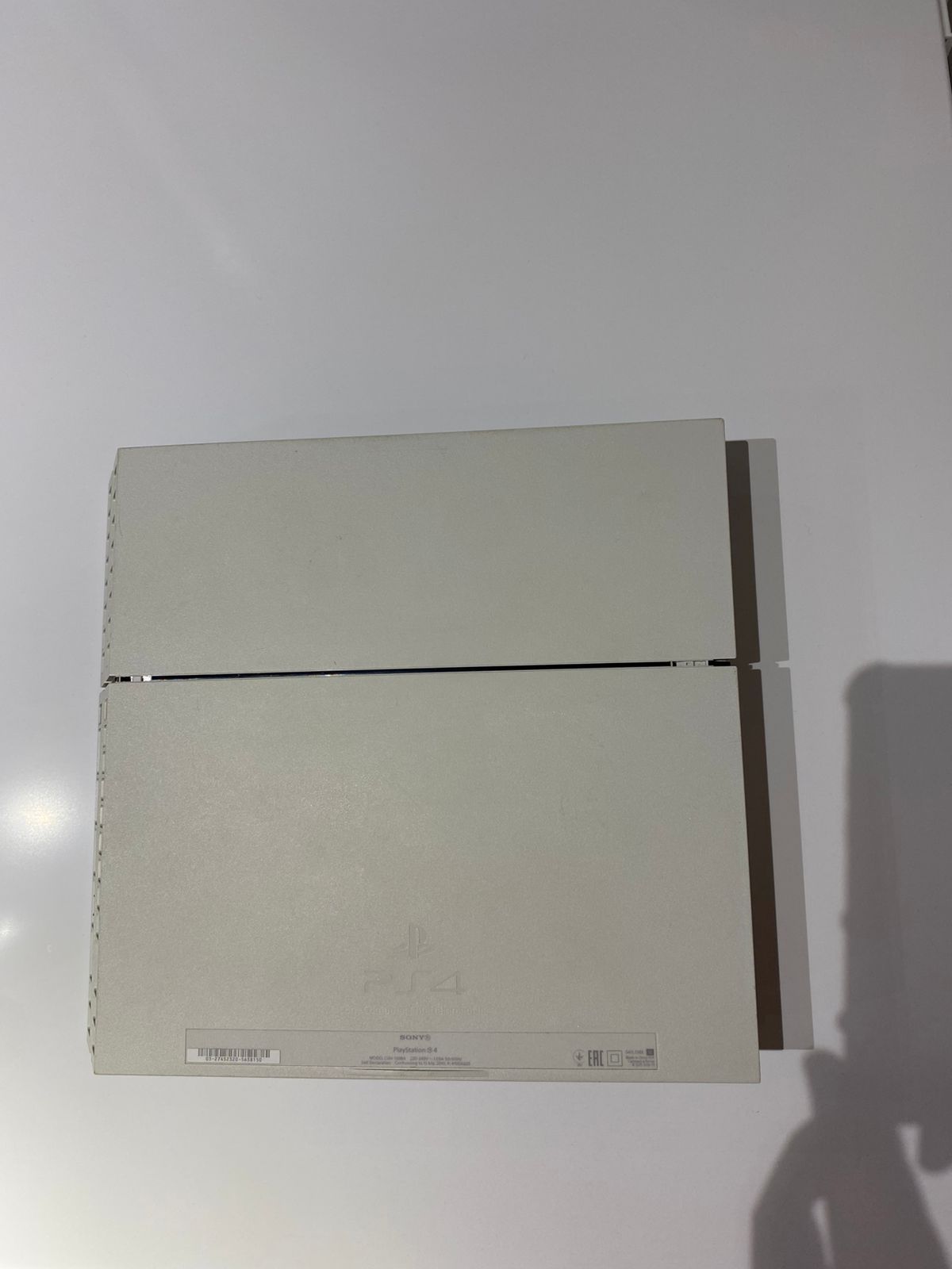 Продается playstation 4