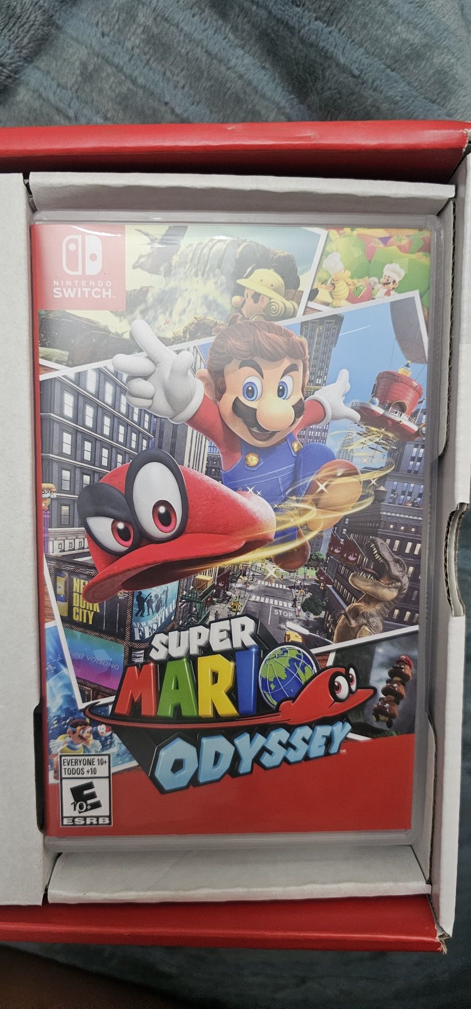 Продадим Nintendo switch OLED | Красно синие джостики | 64 ГБ +ПОДАРОК