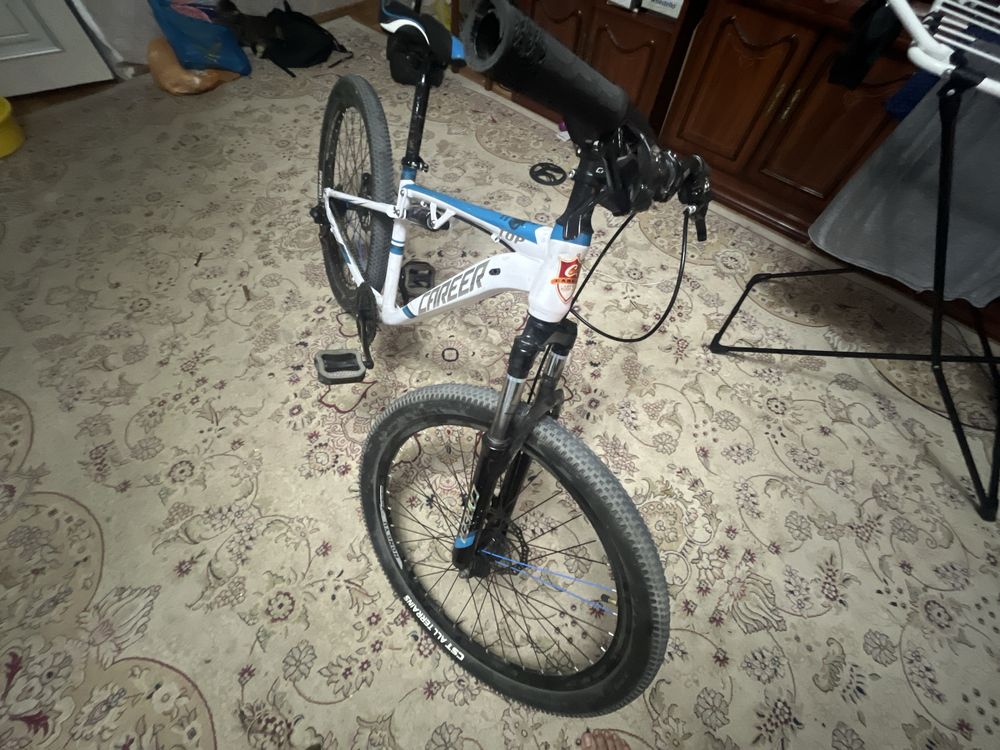 Продаю двухподвес MTB-велосипед Career
