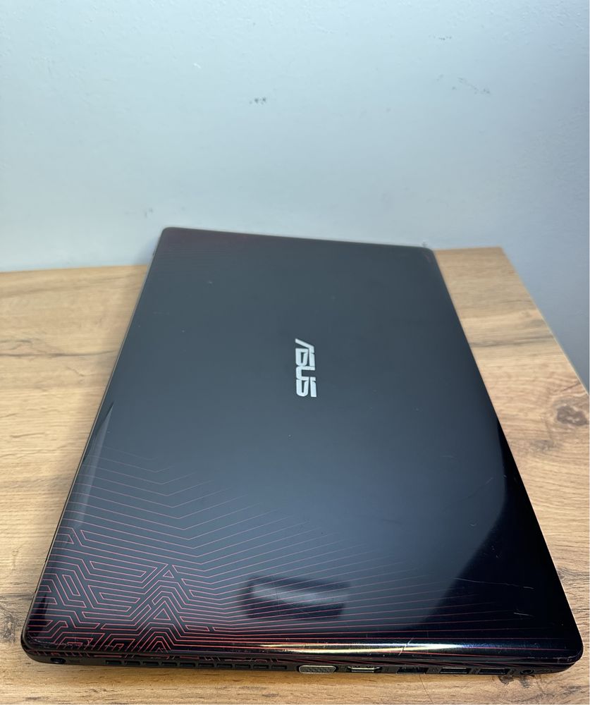 Очень чистый Asus FX550VX-DM с i7 7700 HQ — игровой монстр!