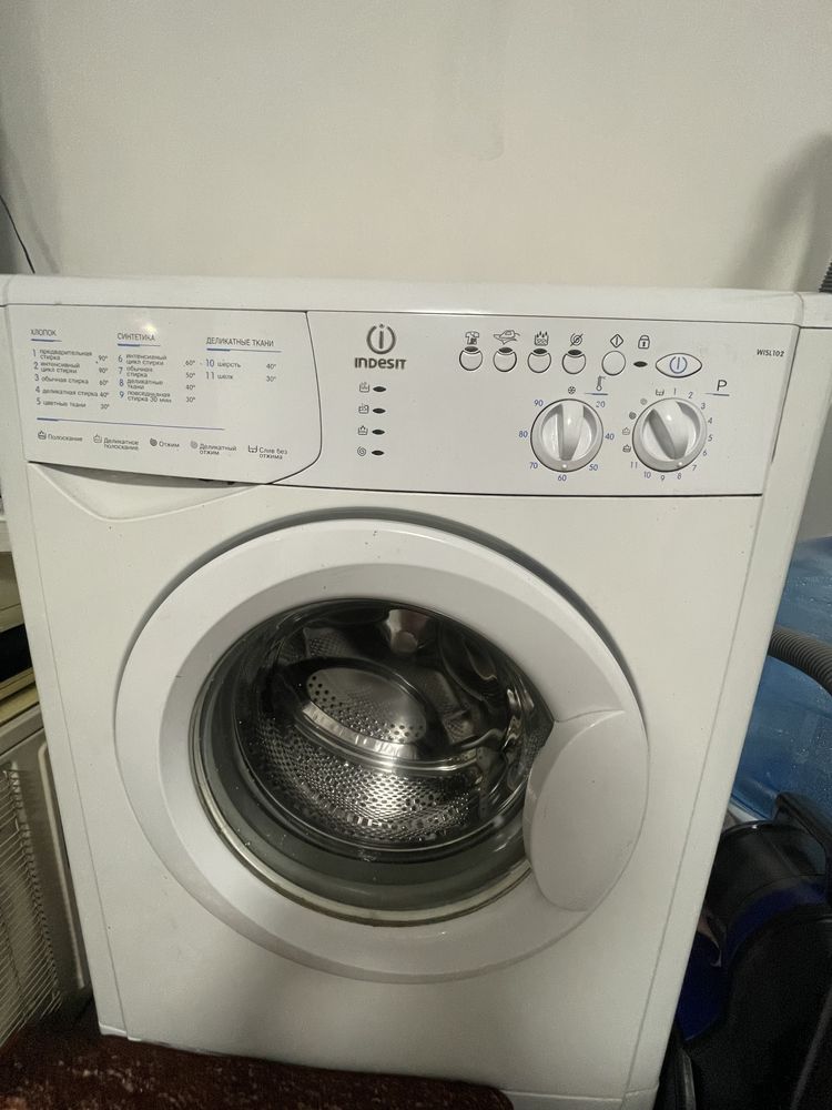 Стиральная машина indesit