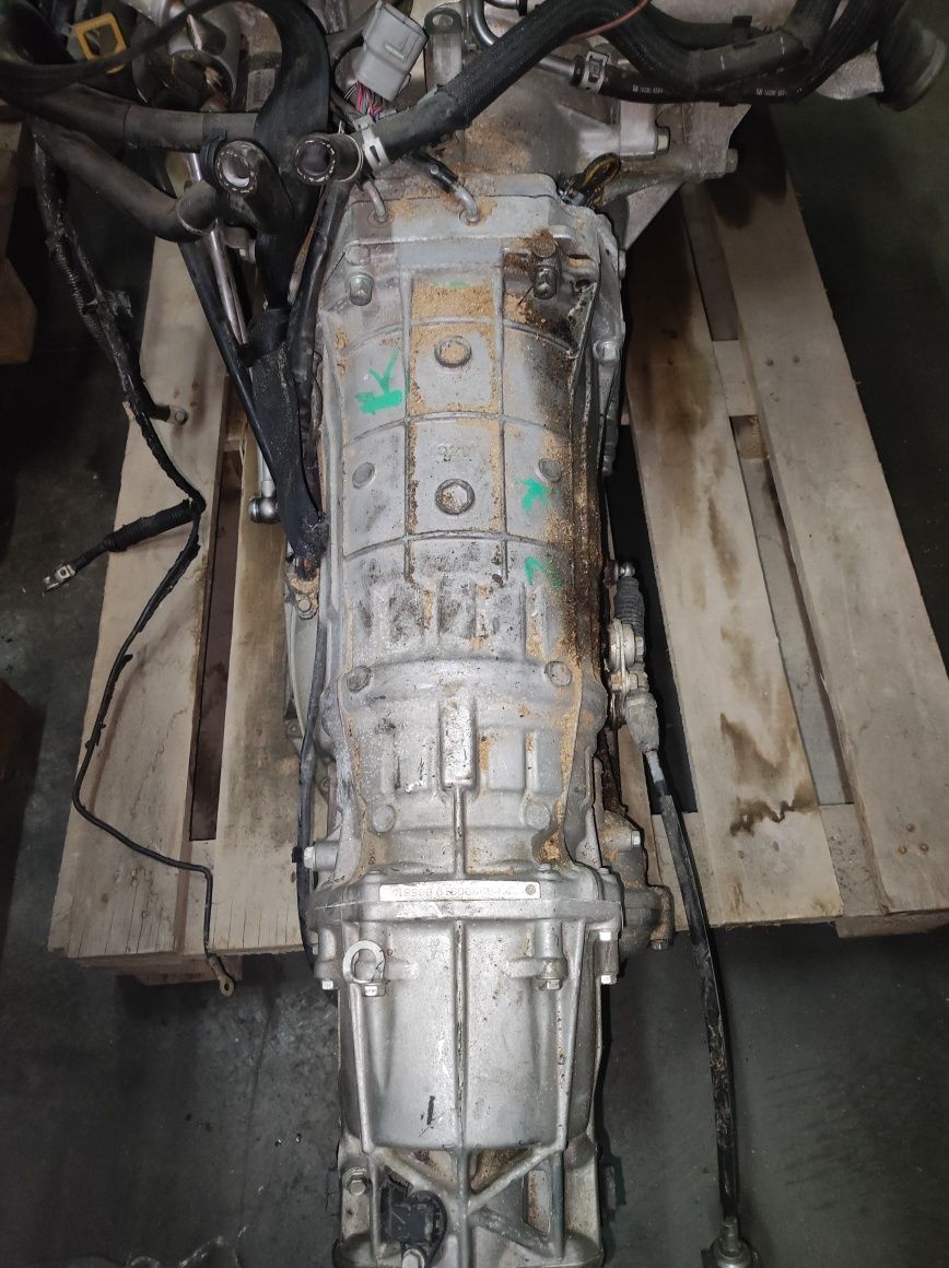 Двигатель коробка Субару  ej255 ej204 вариатор tr690