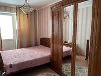 Продам спальный гарнитур