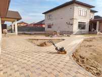 Укладка брусчатки Поребрики бордюры