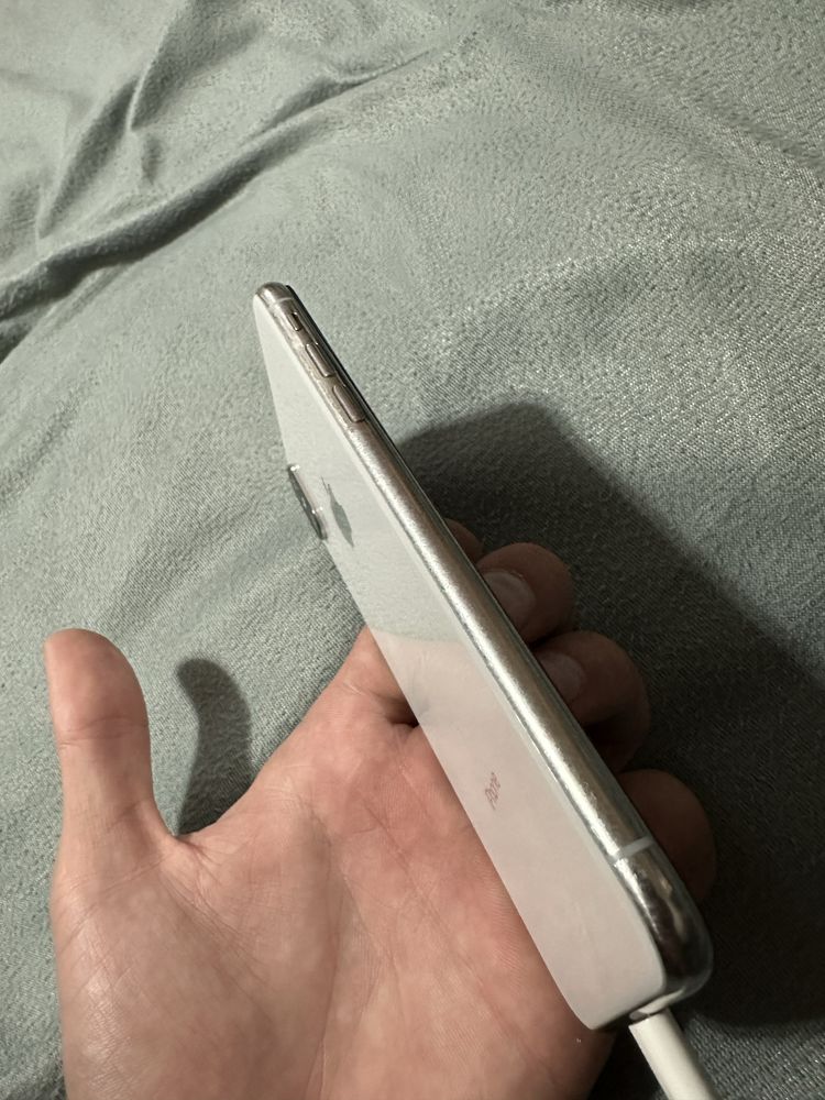 Продам iphone x 64Gb