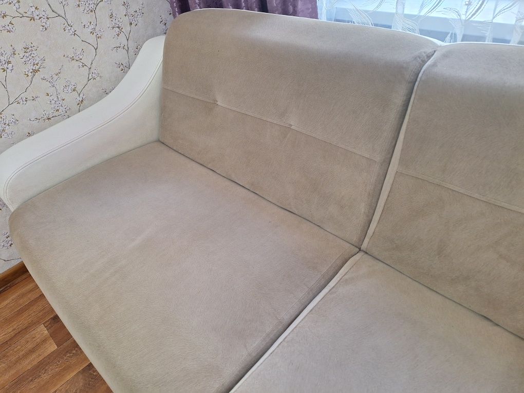 Продам диван книжка