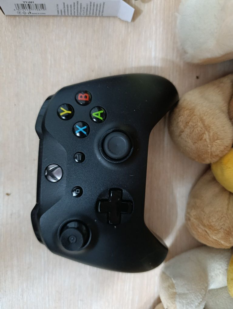 Продается xbox one s на 1тб