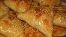 Самса с мясом - хруст снаружи, сочность внутри