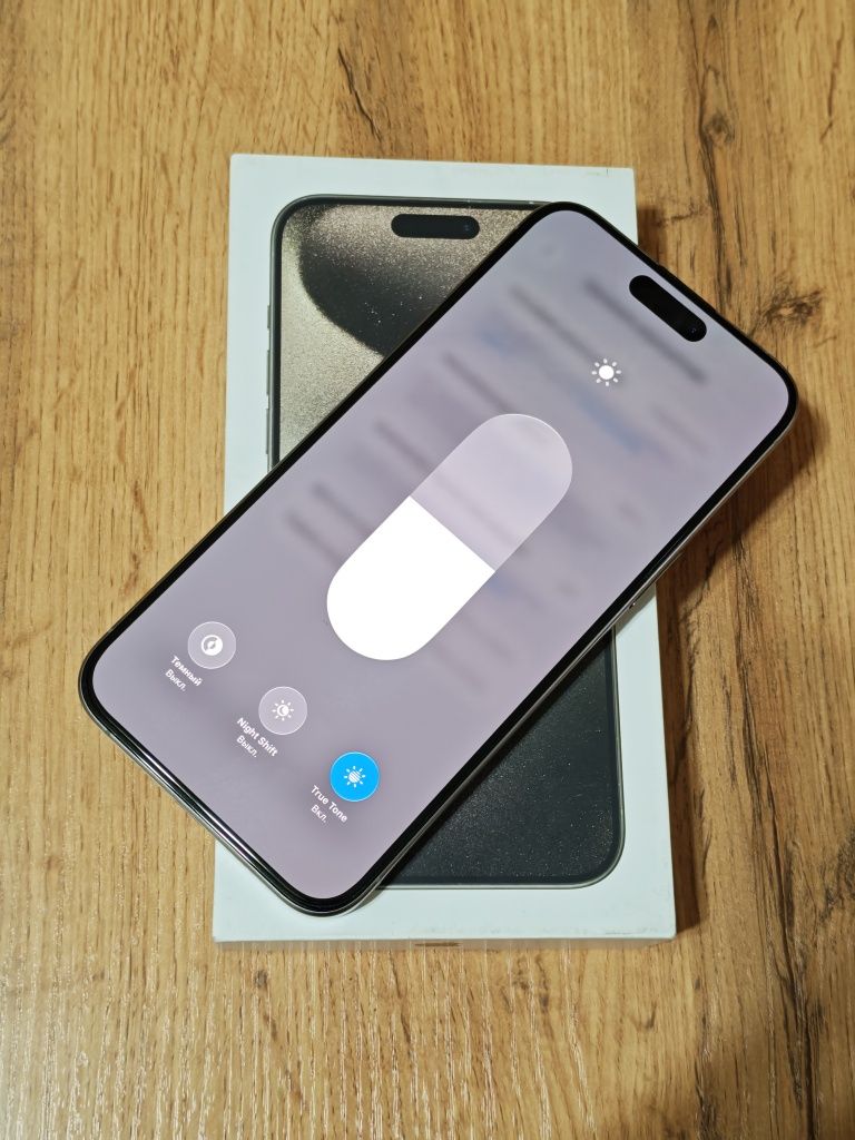 iPhone 15 Pro Max 256 gb akb 98
