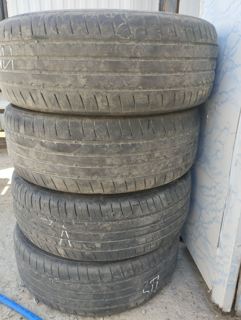 Продам шины бу на 17 размер