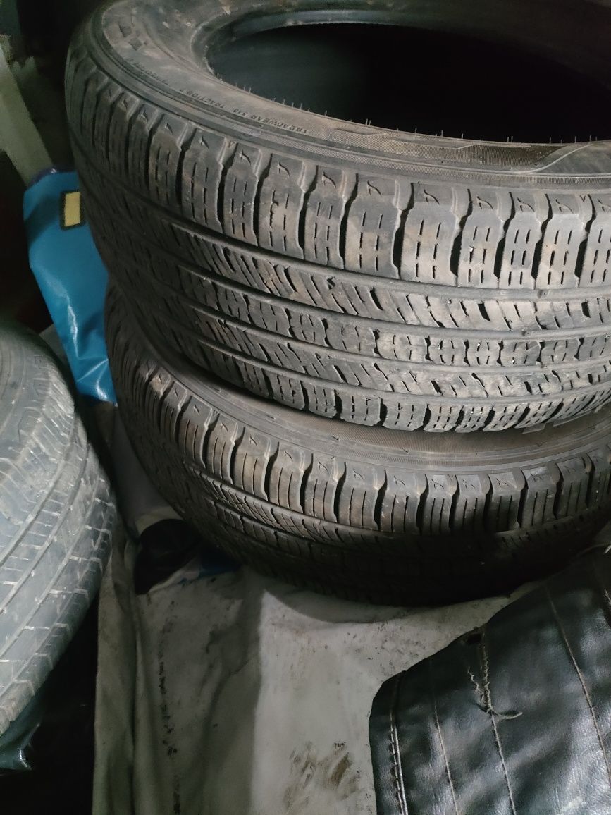 Продам пару шин hankook