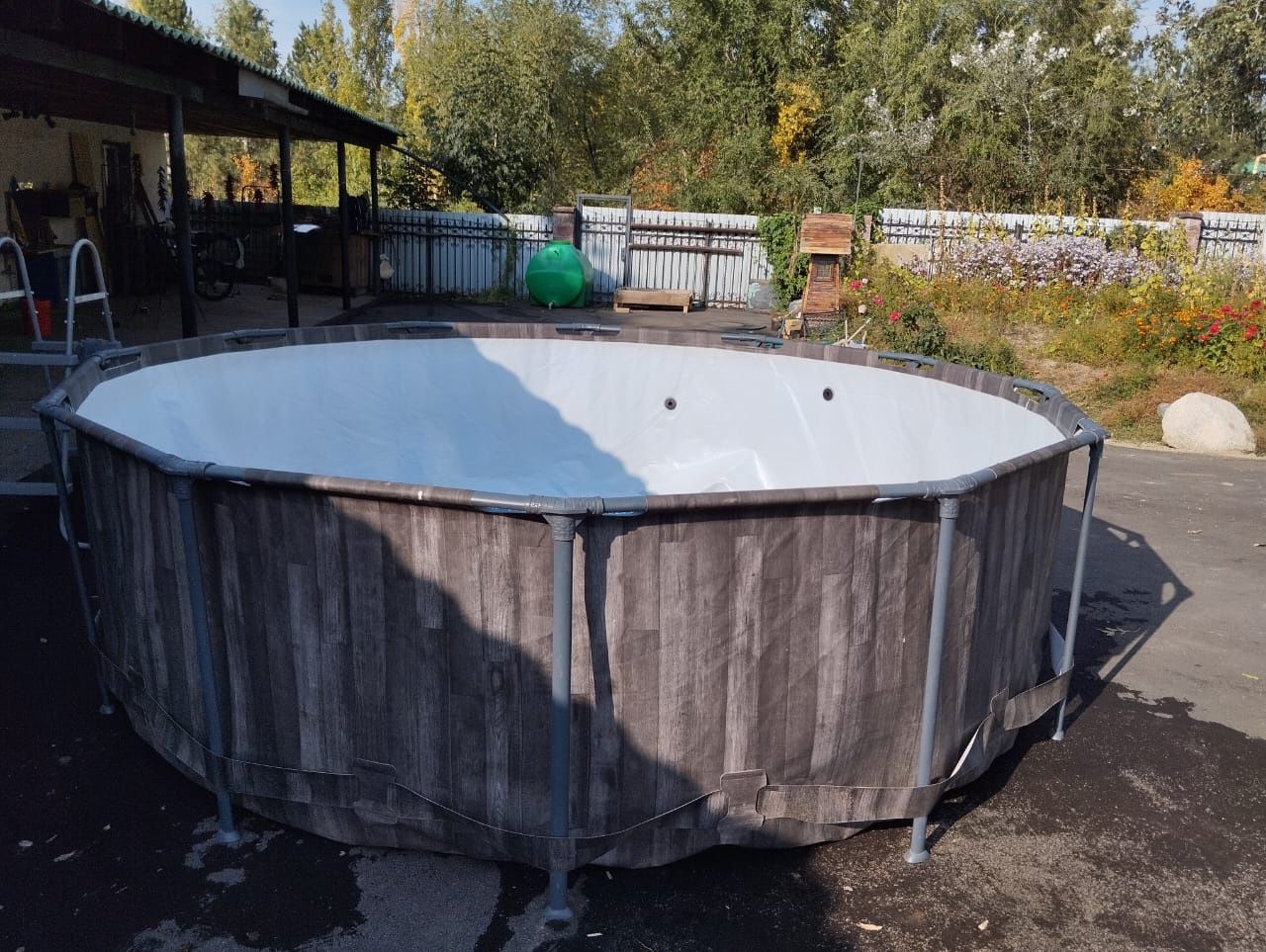 Продаю Бассейн Для взрослых