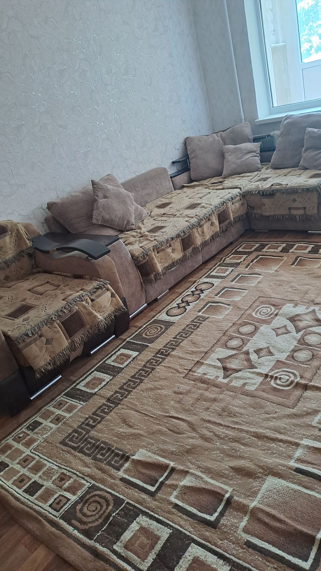 Продам угловой диван