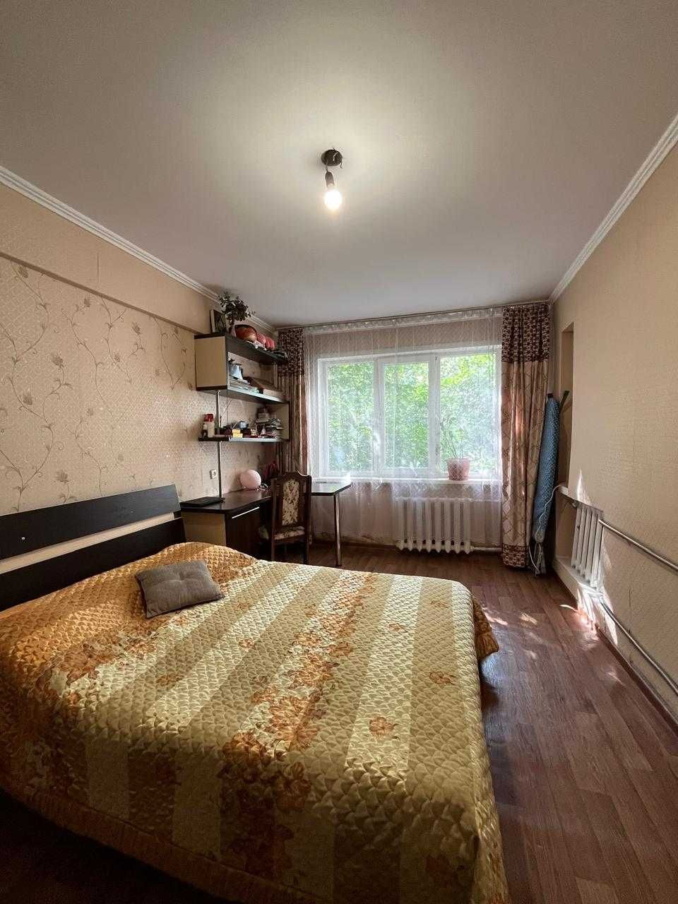 Продам 3х комн кв, Сатпаева 7, 1 этаж