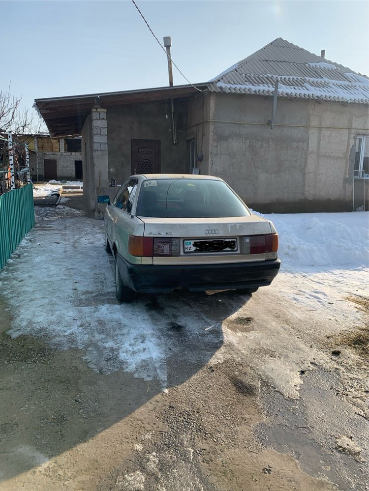 Ауди 80 бочка 1,8 моно 2,3коробка