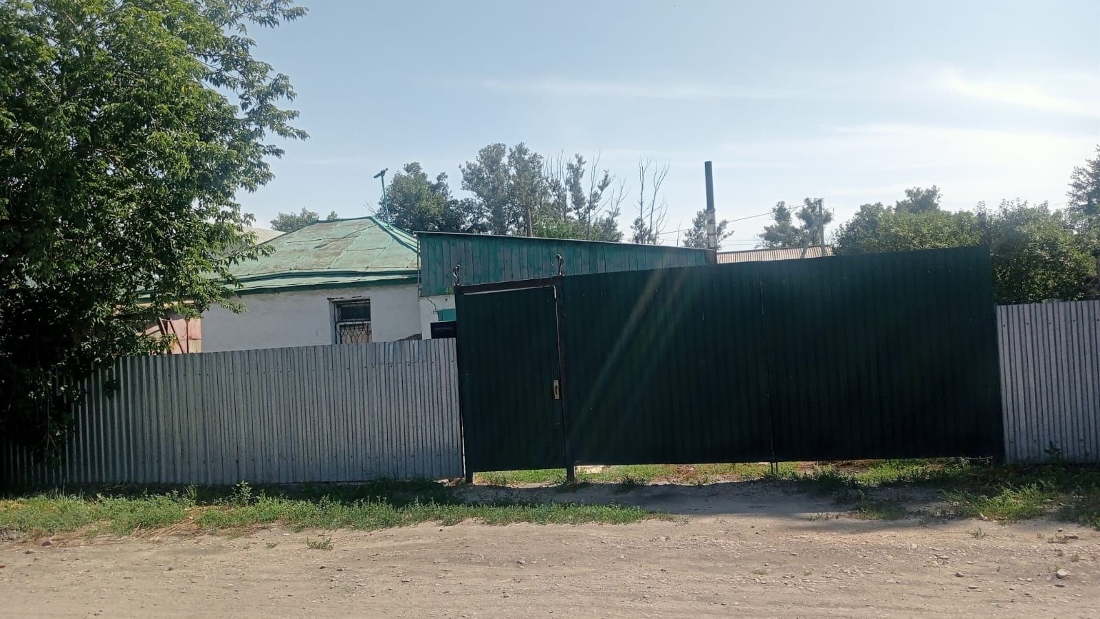 Продам дом, зимний вариант дача.