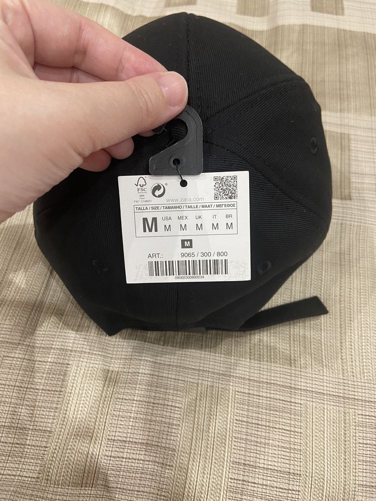 Новая Бейсболка от Zara