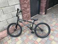 Трюковой велосипед BMX