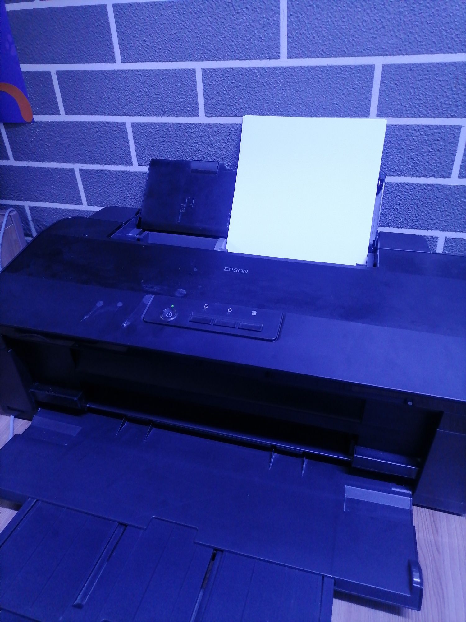 Принтер Epsonl1800
