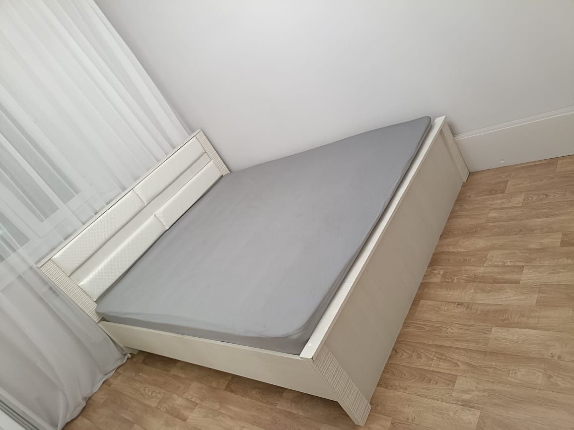Кровать сатам купиты
