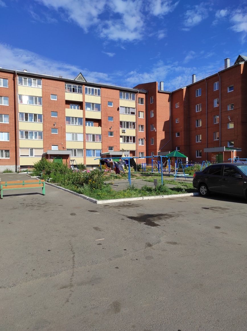 Продам большую 3х квартиру!хороший торг! Б