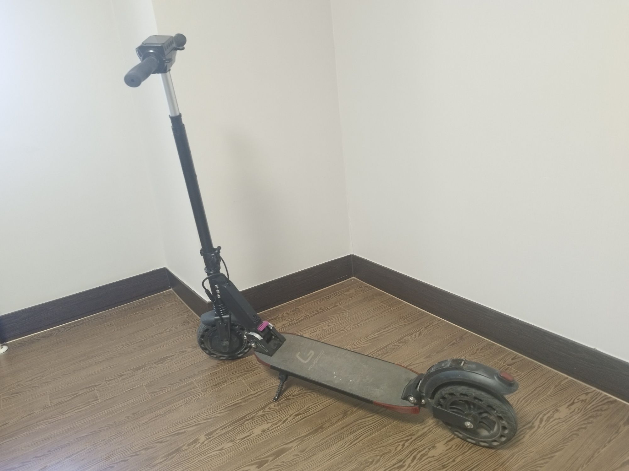 Продам СРОЧНО Электросамокат kugoo s3 pro