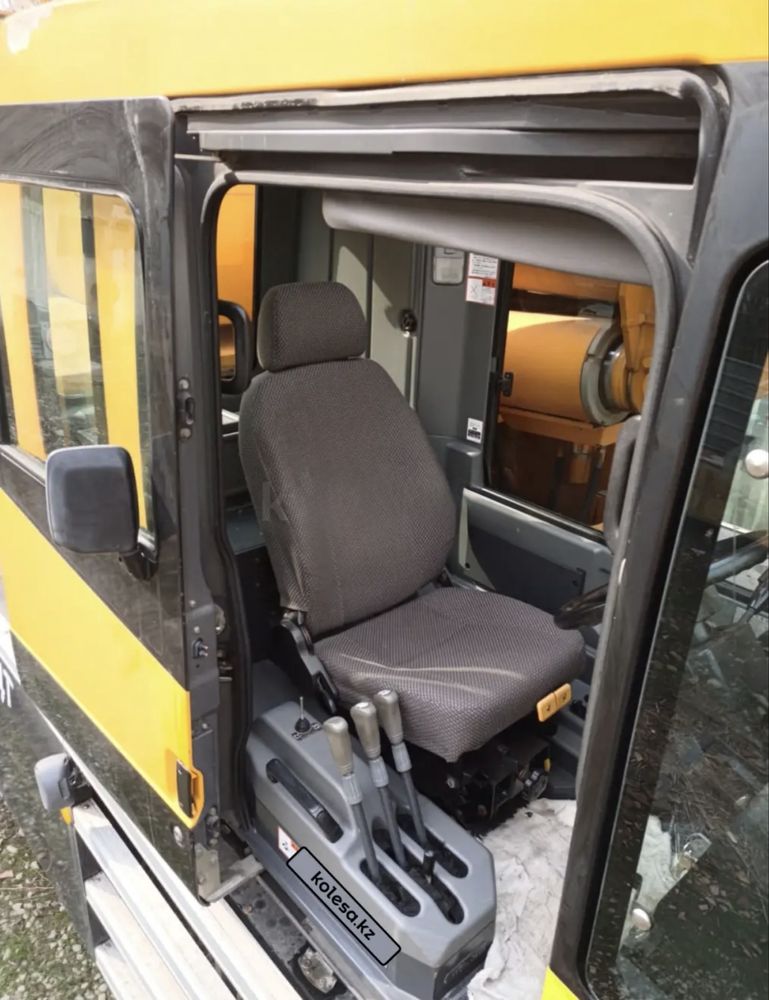 Продаётся автокран КАТО SL-650R, 65 тонн (Япония)