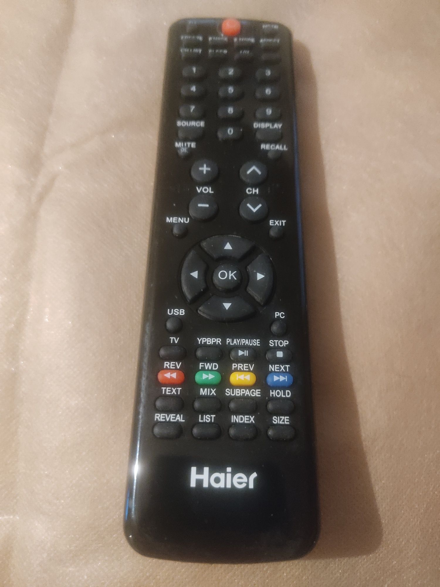 Оригинальный пульт от телевизора Haier.