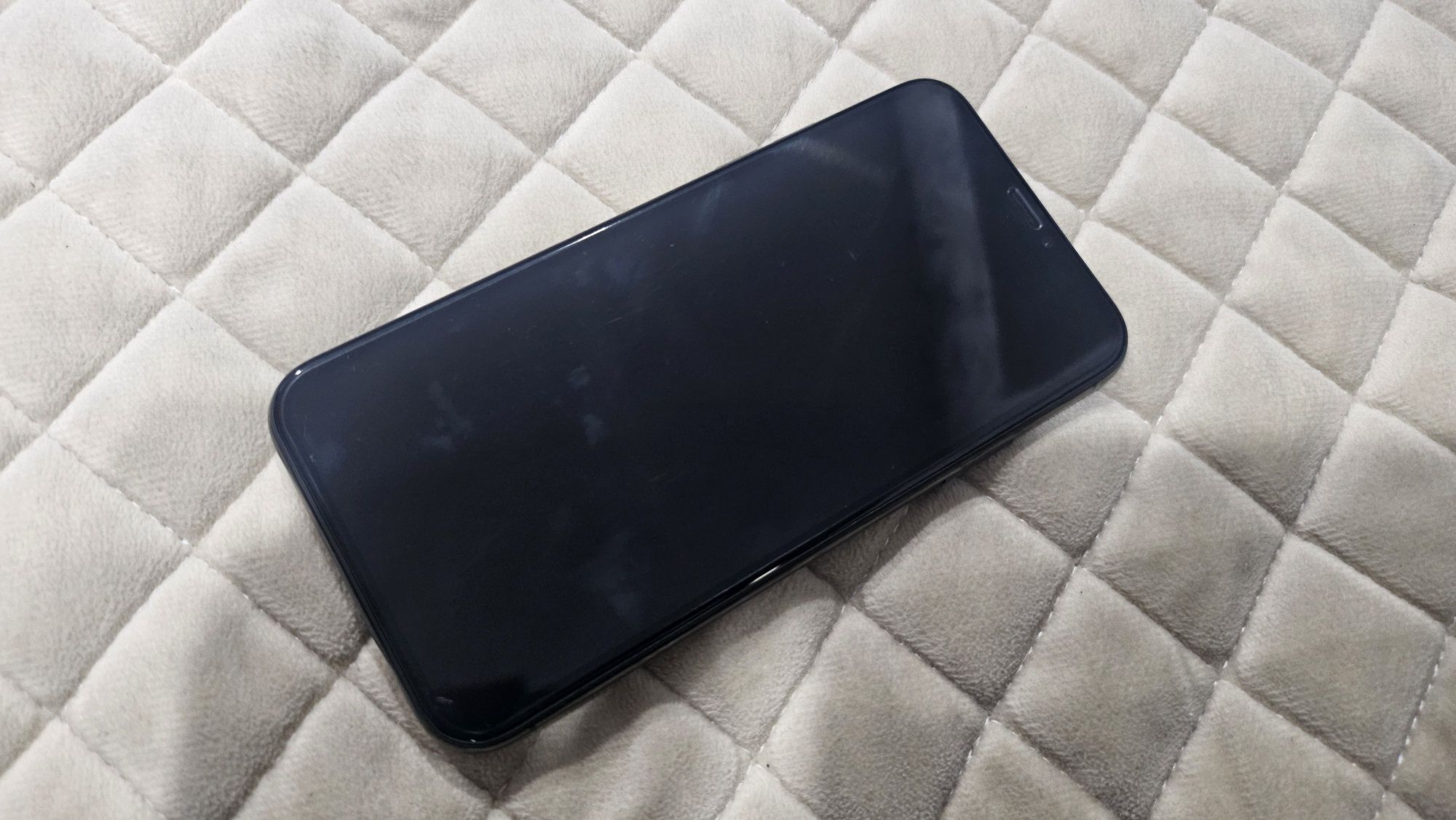 Iphone X (память 3/64)
