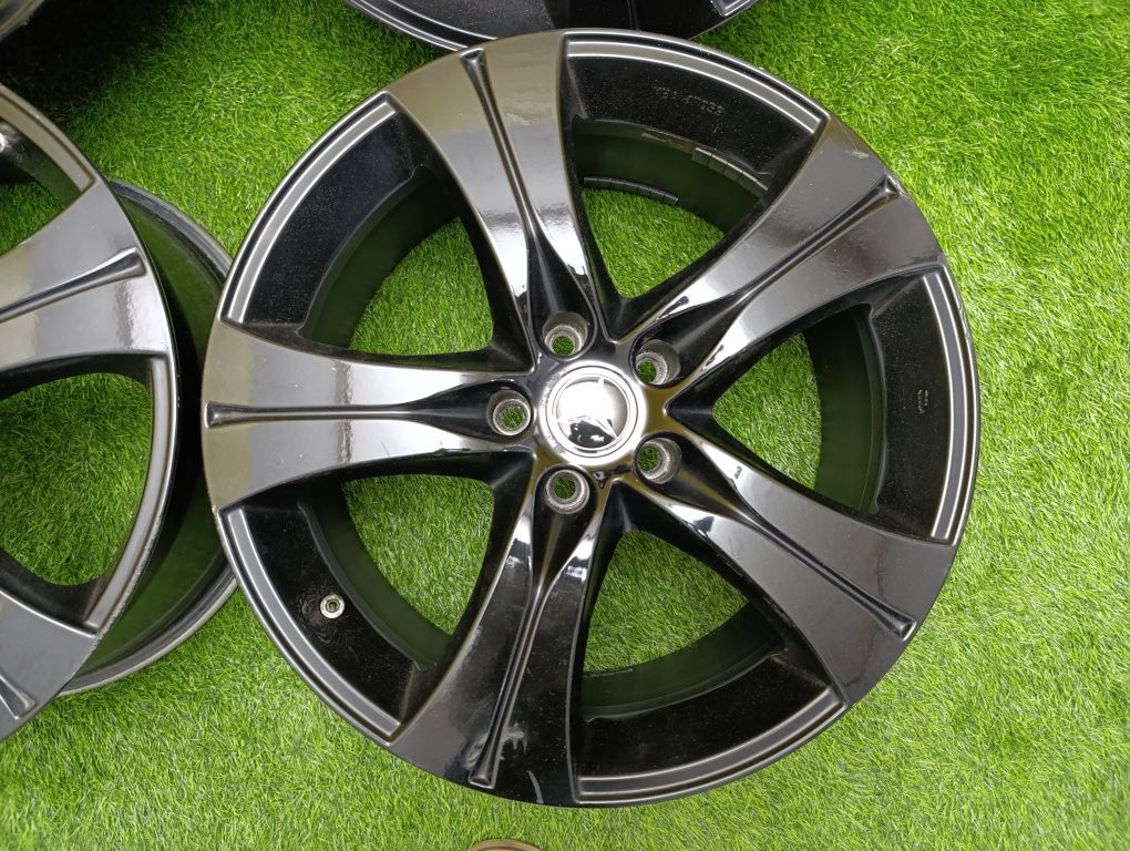 Диски R18 5×112 на Mercedes и другие.