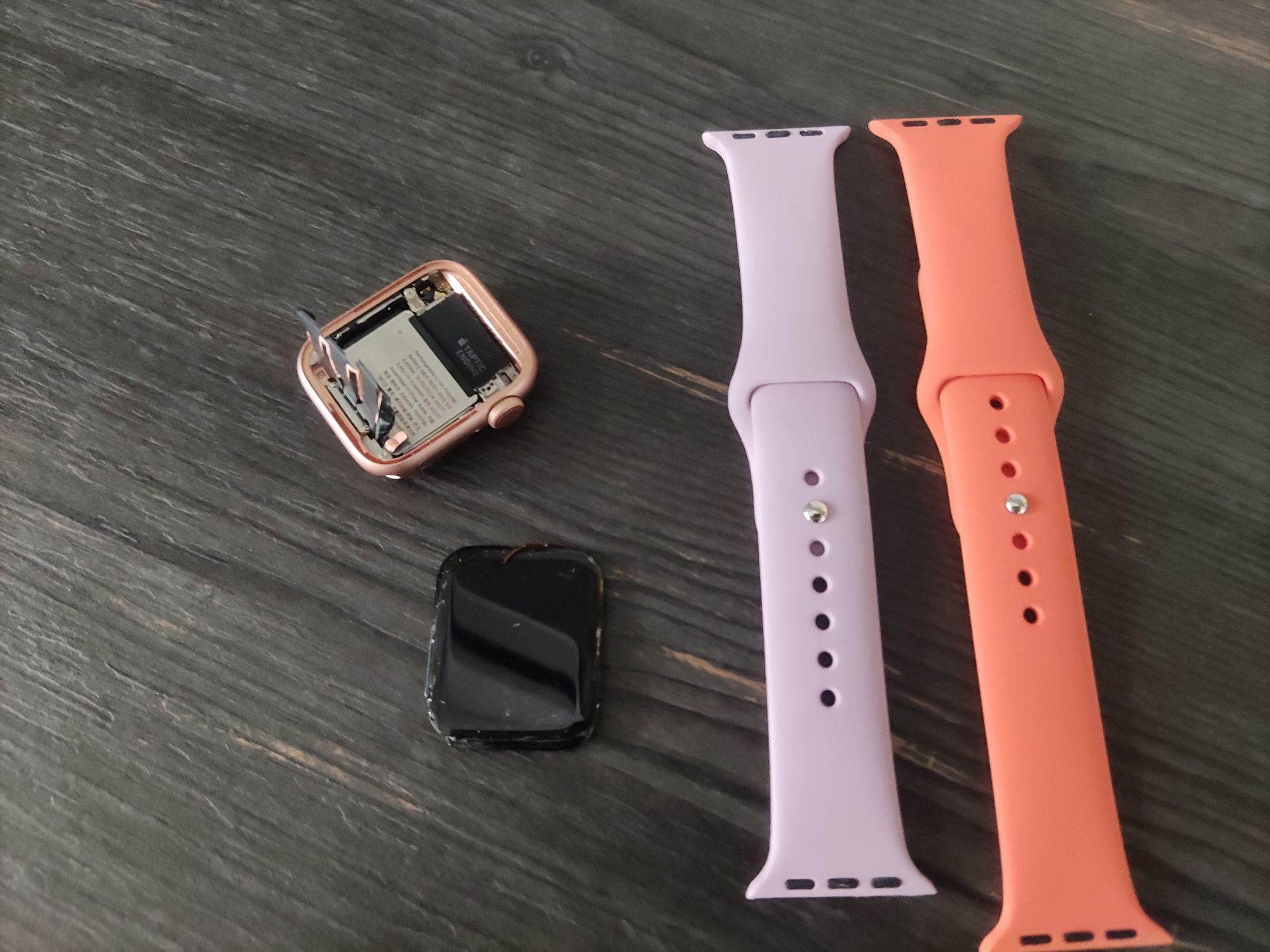 Apple watch SE 40мм на запчасти