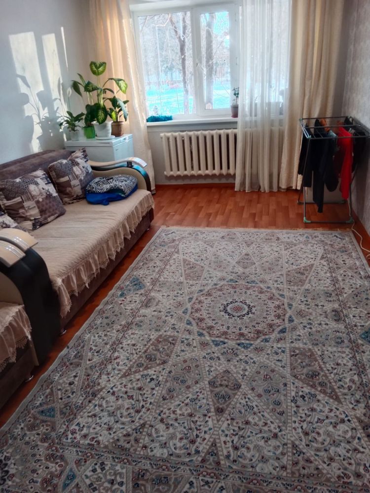 Продам 2 -х комнатную квартиру