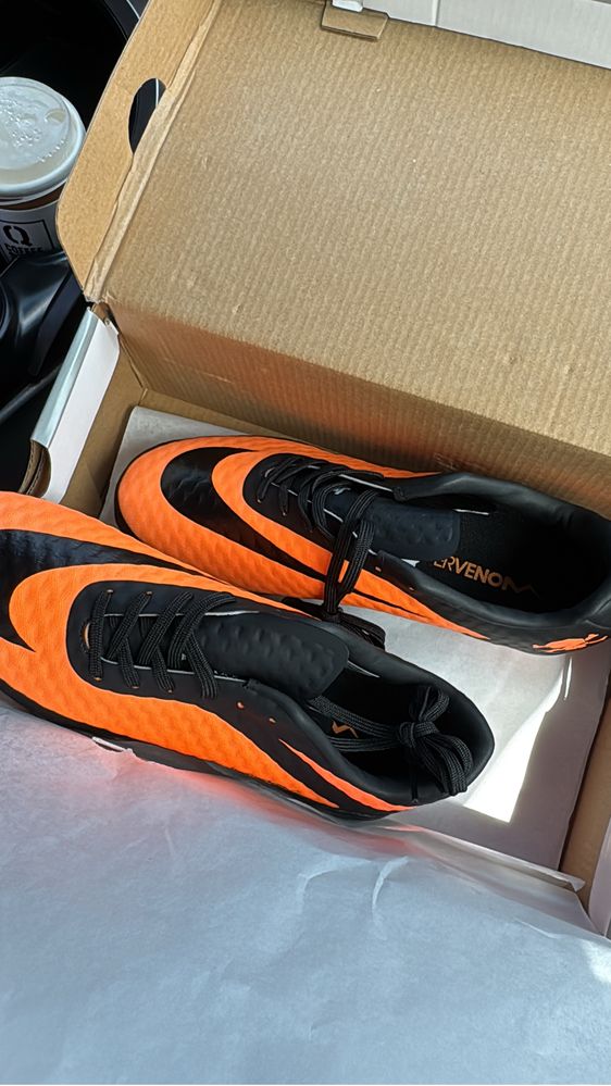 бутсы nike hyperphenom