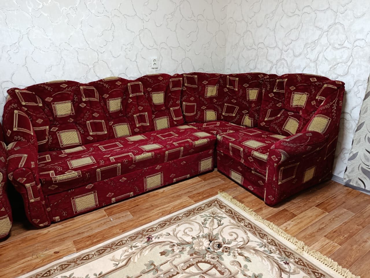 Диван в отличном состоянии