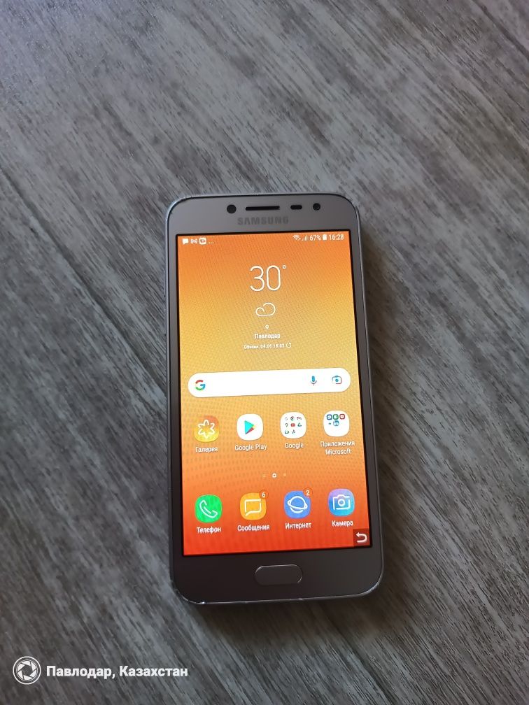 Сотовый телефон Самсунг Samsung Galaxy J2