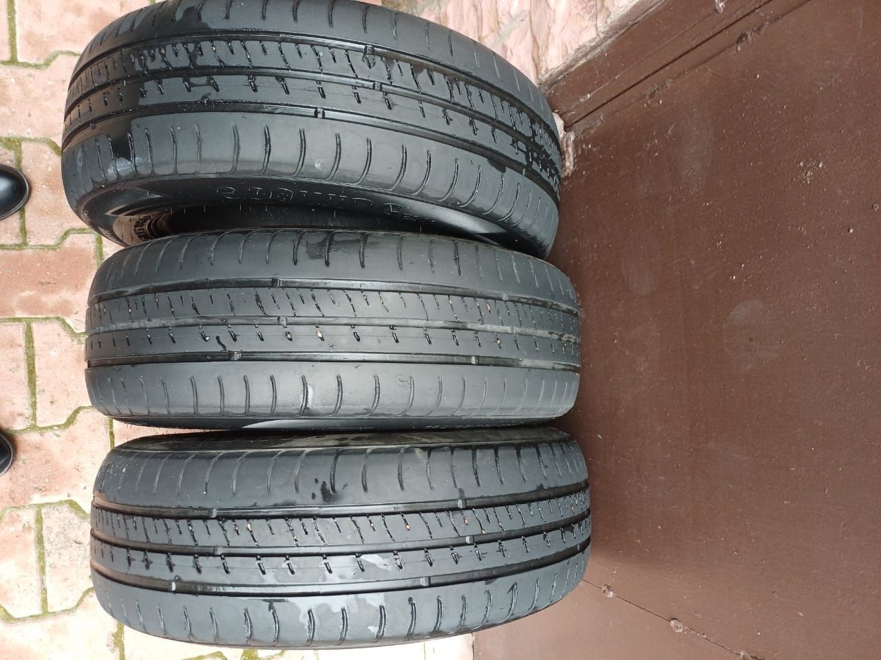 Полный комплект летних шин (4 шт) Kumho Ecowing ES31 185/65 R15